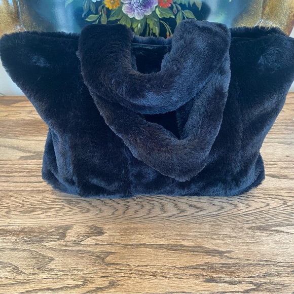 Urban Outfitters Faux Fur Mini Tote Bag (My Bag is Black) - Picture 5 of 6